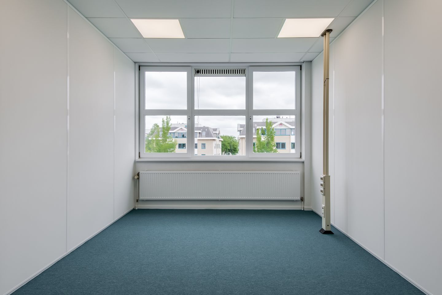 Bekijk foto 2 van Belle van Zuylenlaan 5