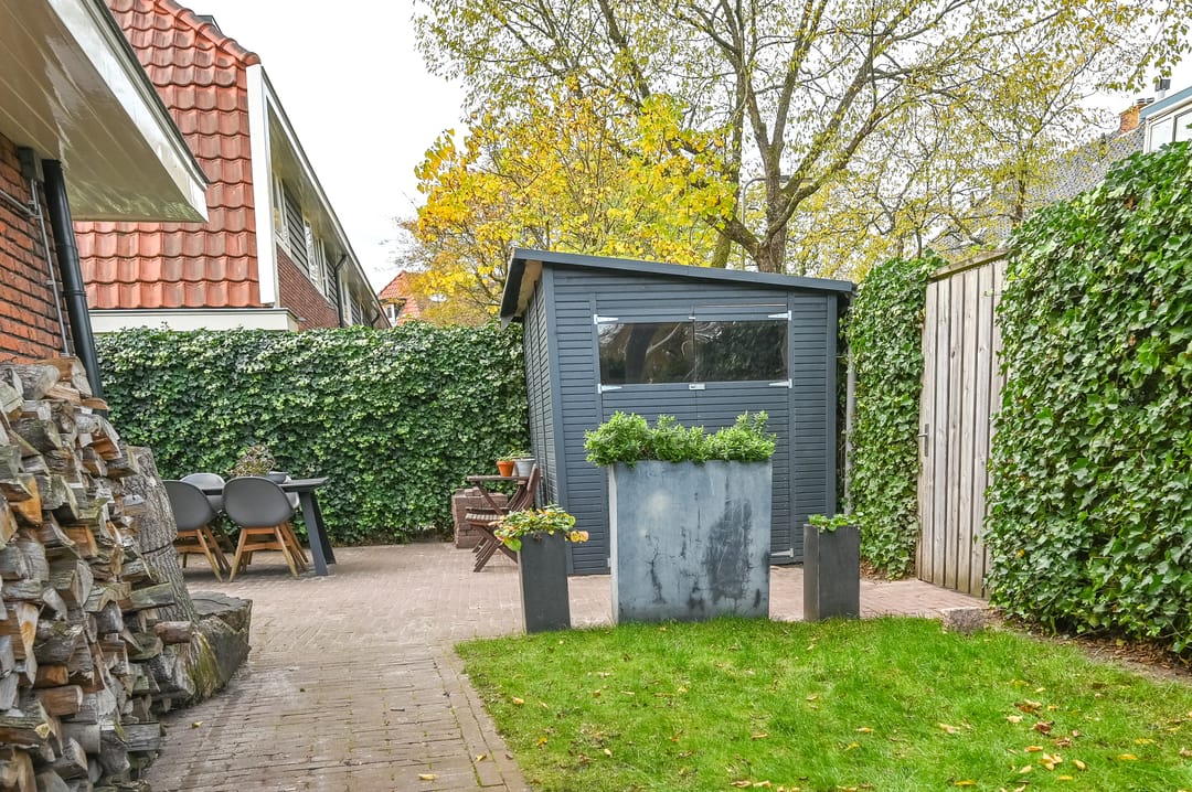 Photo 37 of Van den Vondellaan 16