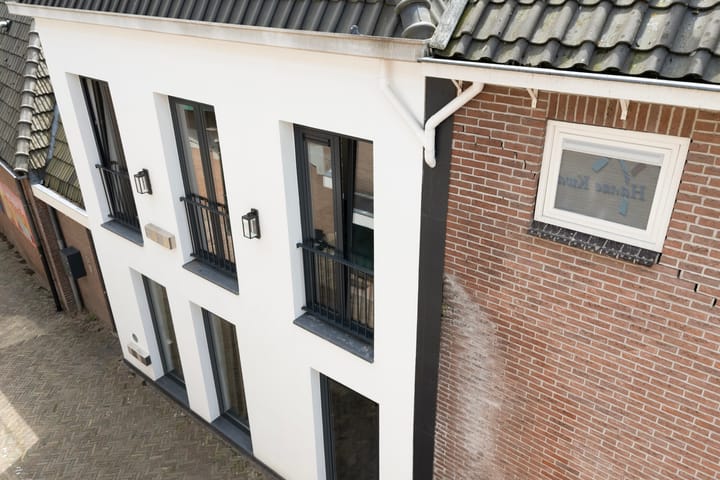 Photo 2 of Karnemelkstraat 11