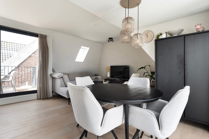 Photo 10 of Karnemelkstraat 11