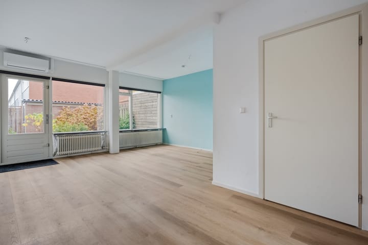 Photo 9 of Prins Clausstraat 41