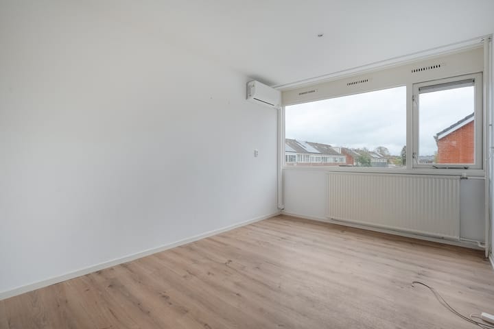 Photo 20 of Prins Clausstraat 41