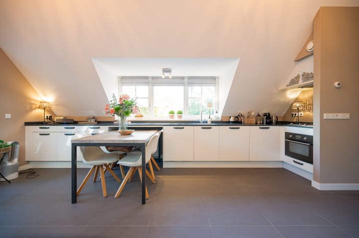 Photo 8 of Hoorneweg 17-B1