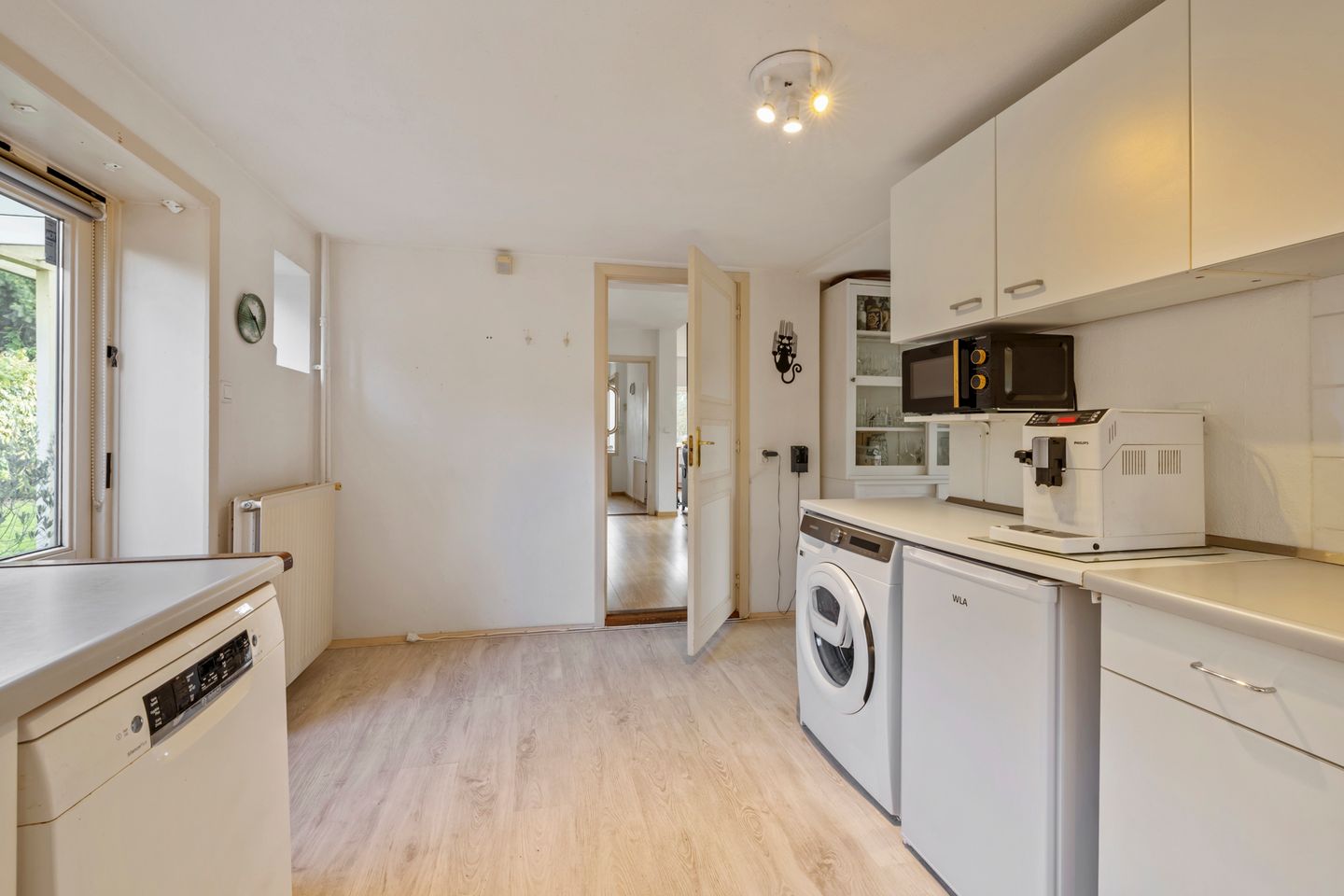 Photo 14 of Machineweg 27