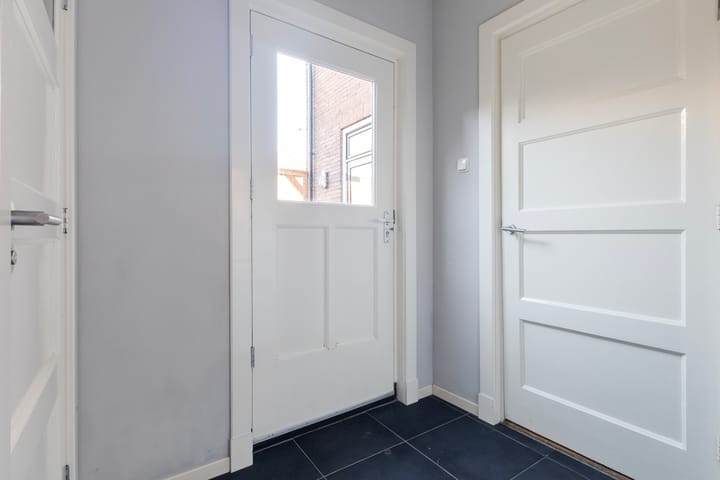 Photo 21 of Ferdinand Bolstraat 30