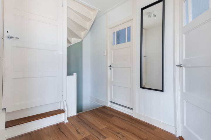 Photo 25 of Ferdinand Bolstraat 30