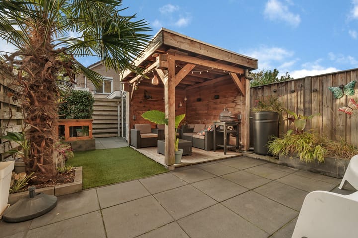 Photo 2 of Kamperfoelie 3