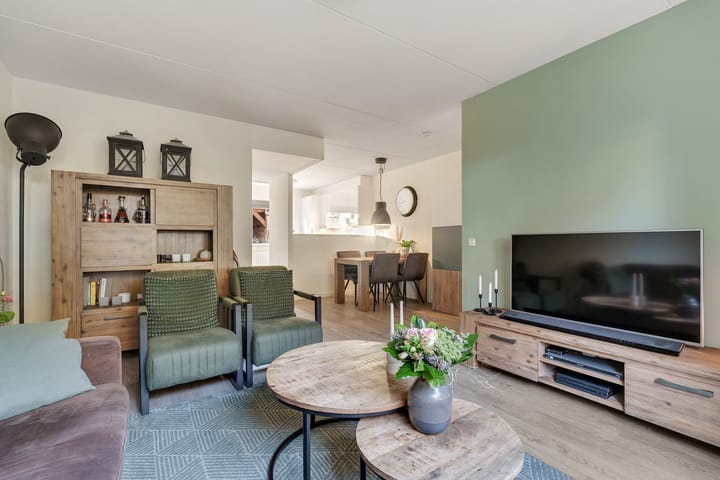 Photo 3 of Kamperfoelie 3