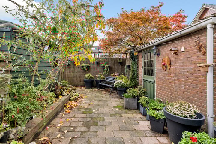 Photo 4 of Kerkboomstraat 10