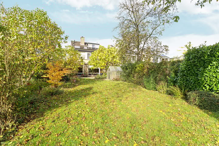 Foto 2 van Weezenhof 2658