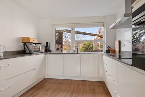 Horst 28 38 secondary image