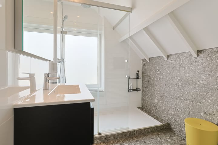 Photo 39 of Westkanaalweg 111-A