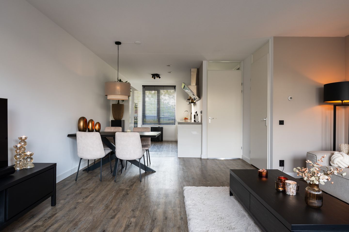 Foto 10 van Remus 206