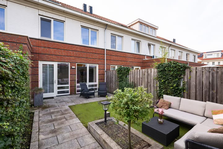 Photo 2 of Remus 206