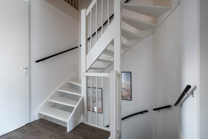 Photo 14 of Remus 206