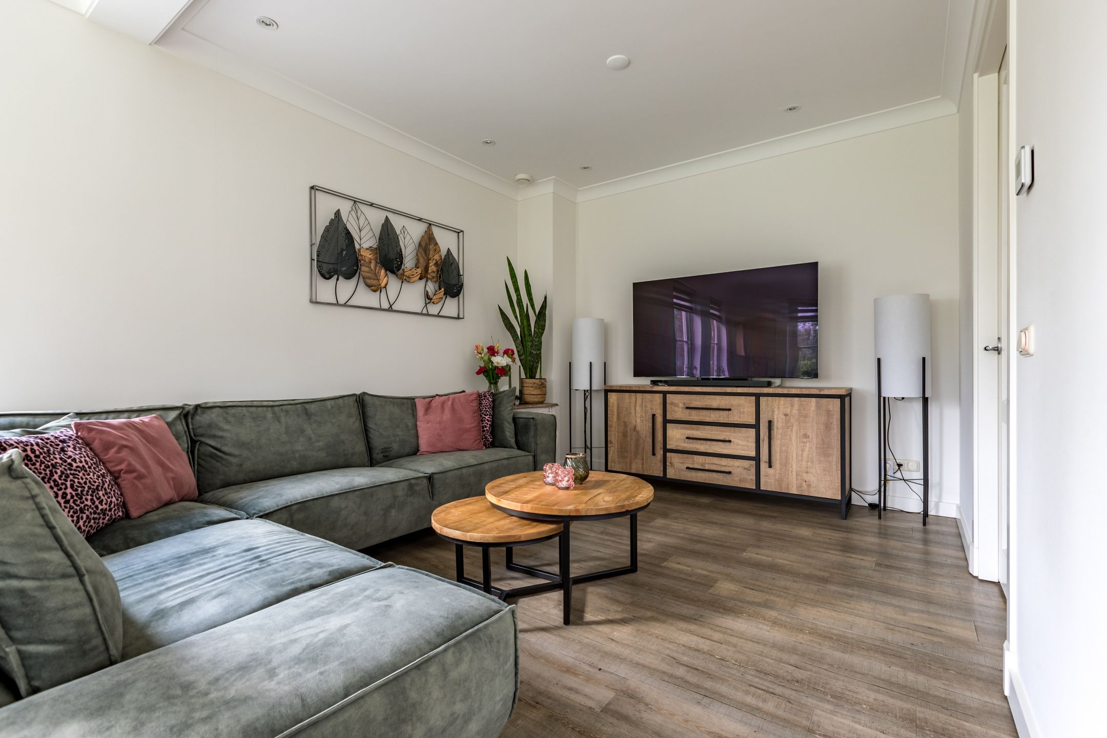 Foto 6 van Middenweg 16