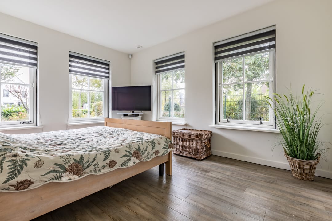 Foto 17 van Middenweg 16