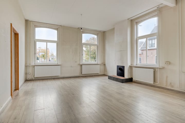 Photo 11 of Kerkplein 2