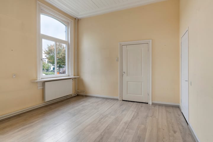 Photo 13 of Kerkplein 2