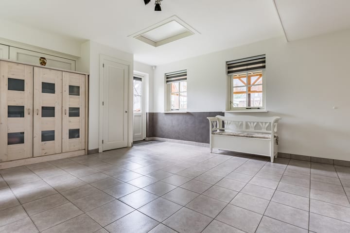 Foto 27 van Middenweg 16