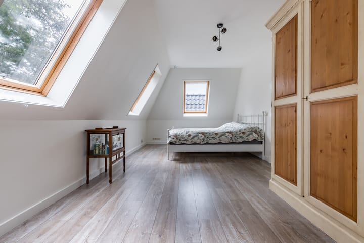 Foto 33 van Middenweg 16