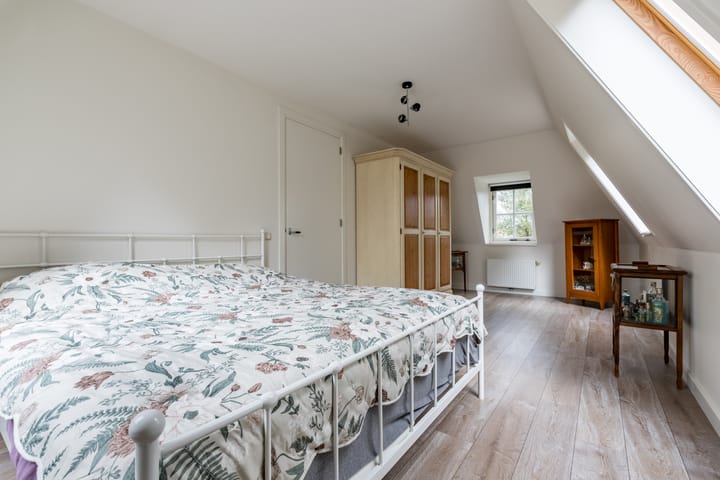 Foto 34 van Middenweg 16