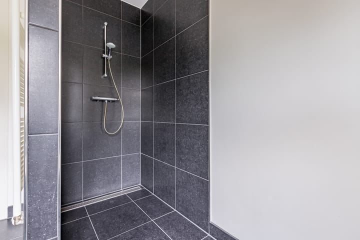 Foto 39 van Middenweg 16