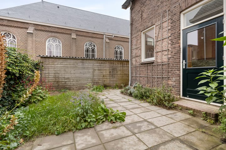 Photo 35 of Kerkplein 2