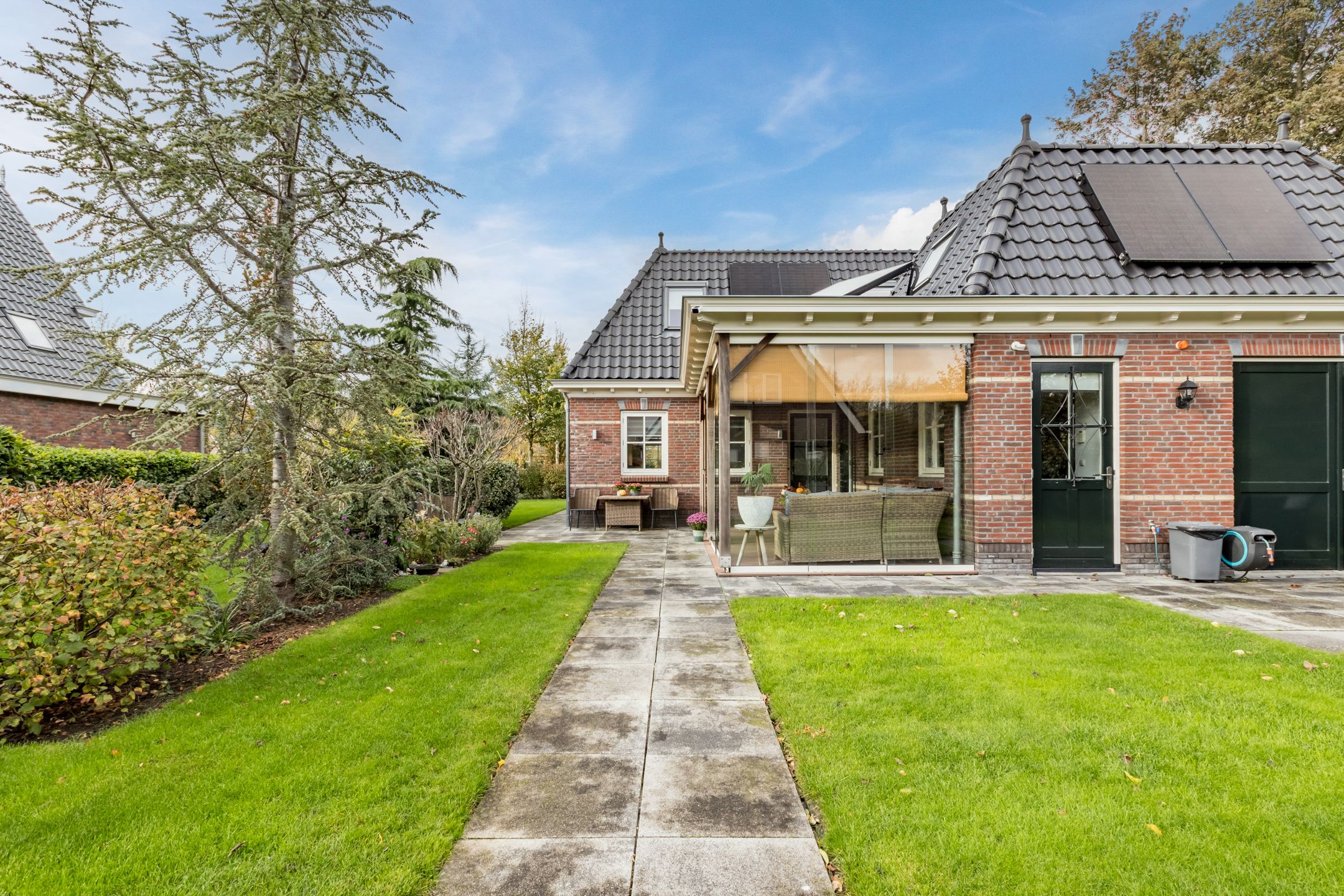 Foto 54 van Middenweg 16