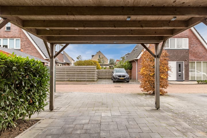 Foto 62 van Middenweg 16