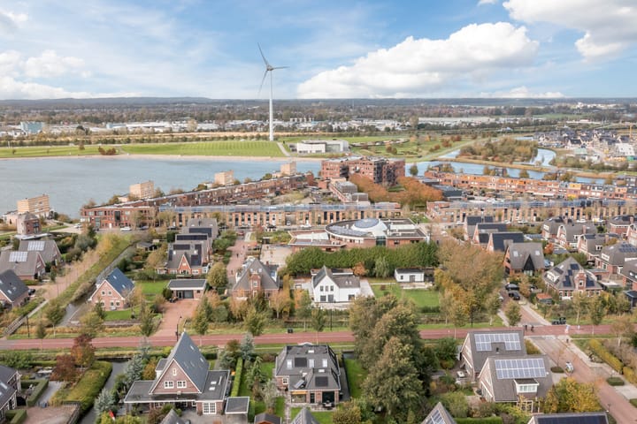 Foto 66 van Middenweg 16