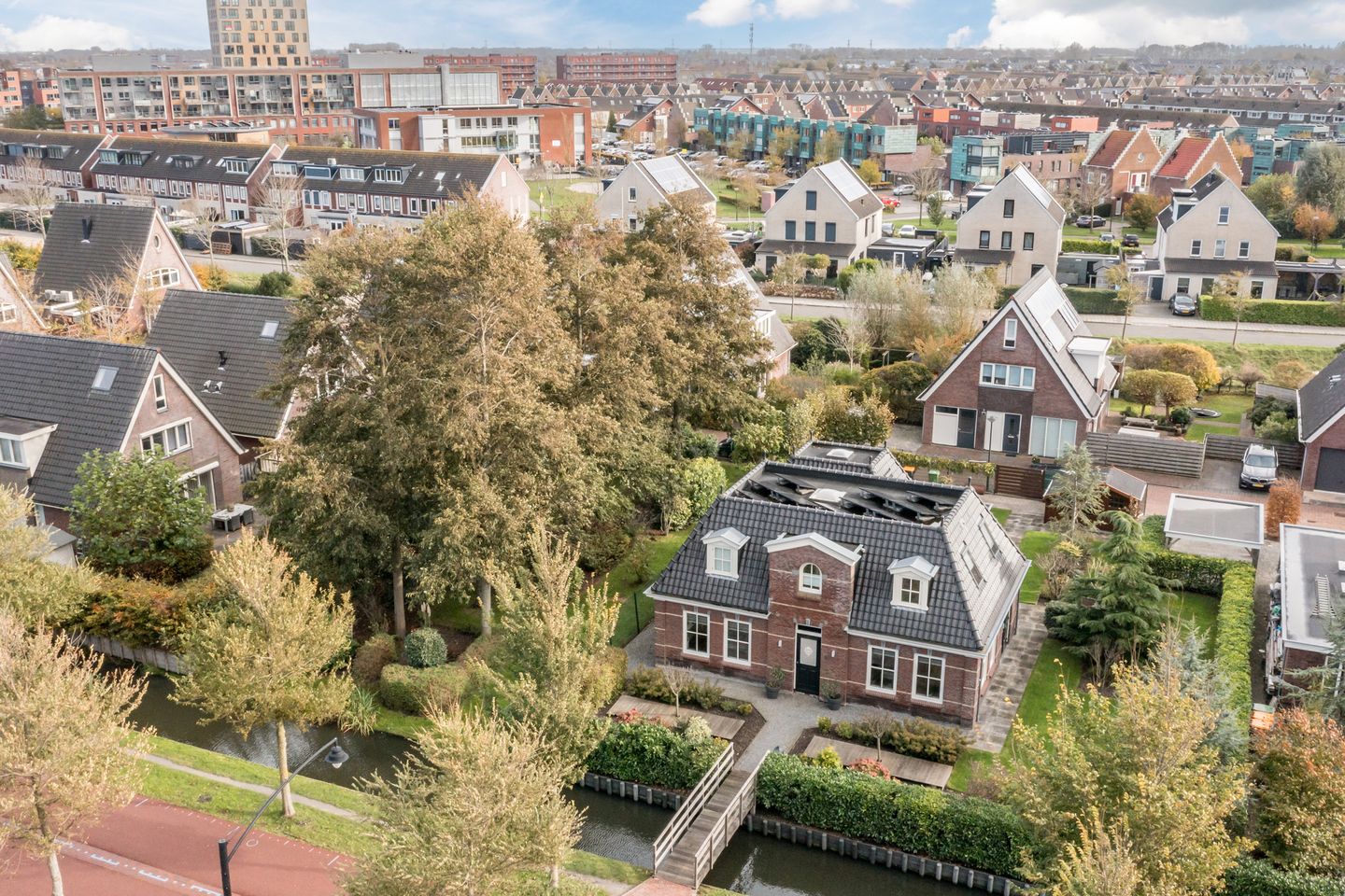 Foto 70 van Middenweg 16