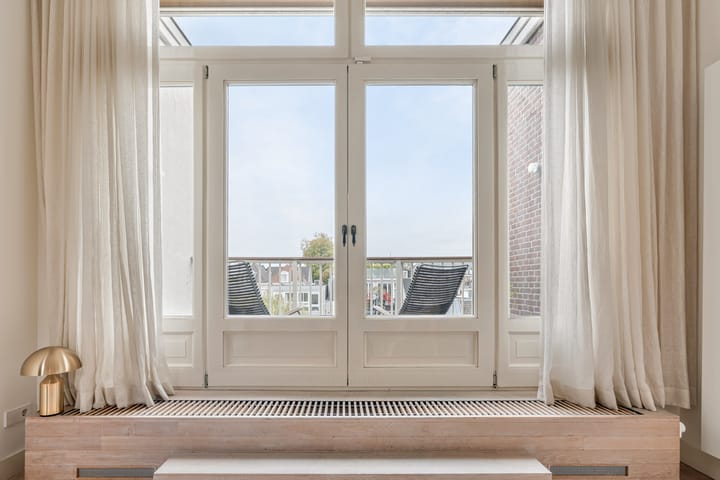 Foto 49 van Vossiusstraat 44-2