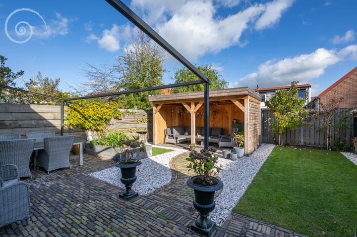 Foto 39 van Emmalaan 10