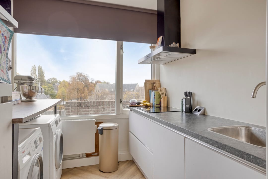 Foto 17 van Adriaan van Bergenstraat 112