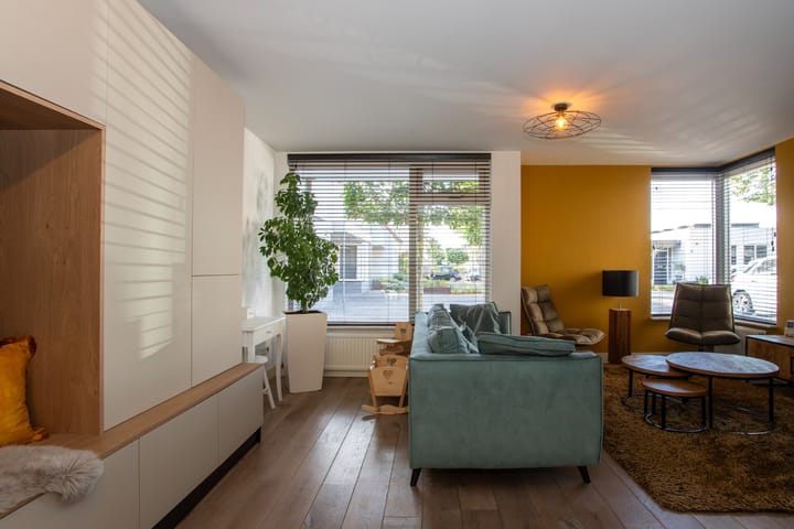 Foto 7 van Vaandelruiter 14