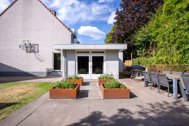 Foto 28 van Vaandelruiter 14