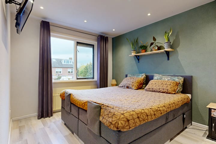 Foto 20 van Irenestraat 6