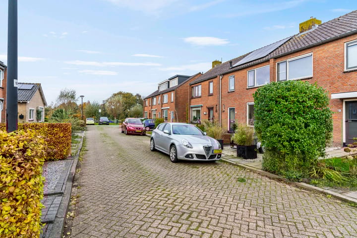 Foto 30 van Irenestraat 6