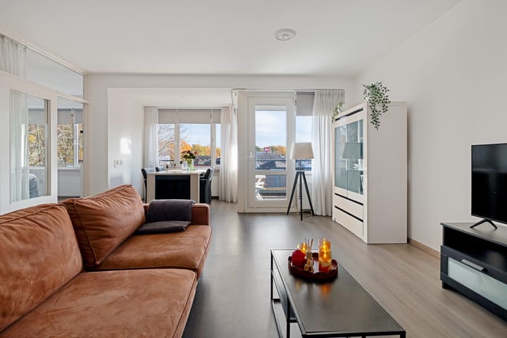 Foto 9 van Jekerstraat 122