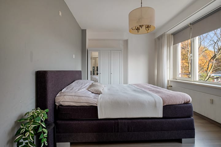 Foto 19 van Jekerstraat 122