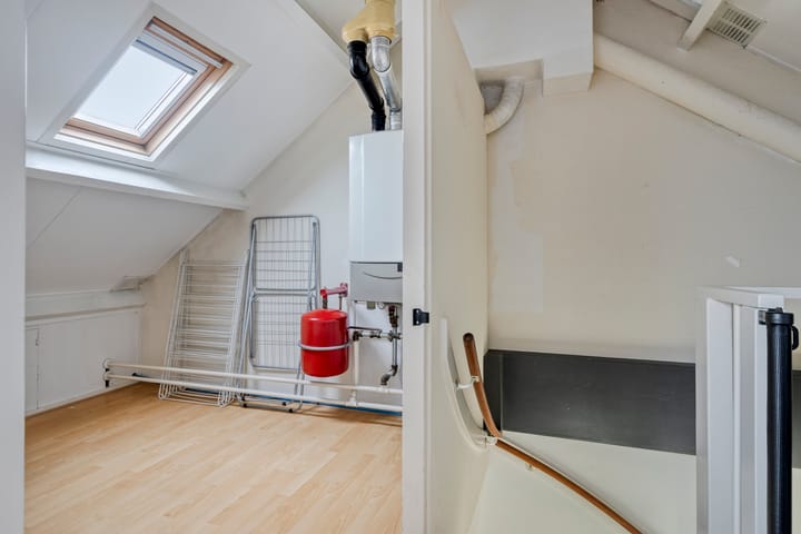 Photo 29 of Keeten 7