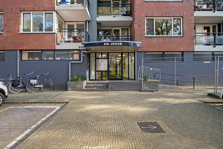 Foto 36 van Jekerstraat 122