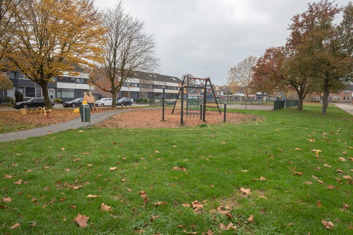 Photo 50 of Reggestraat 57