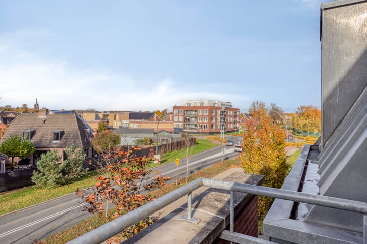 Foto 3 van Parallelweg Oost 1-L