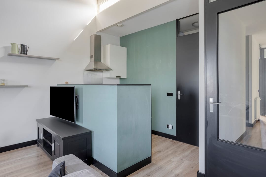 Foto 17 van Parallelweg Oost 1-L