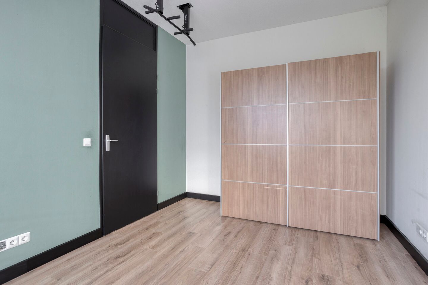 Foto 25 van Parallelweg Oost 1-L