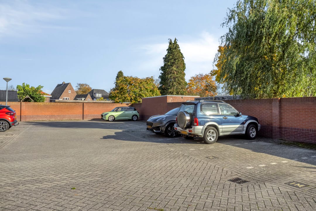 Foto 32 van Parallelweg Oost 1-L