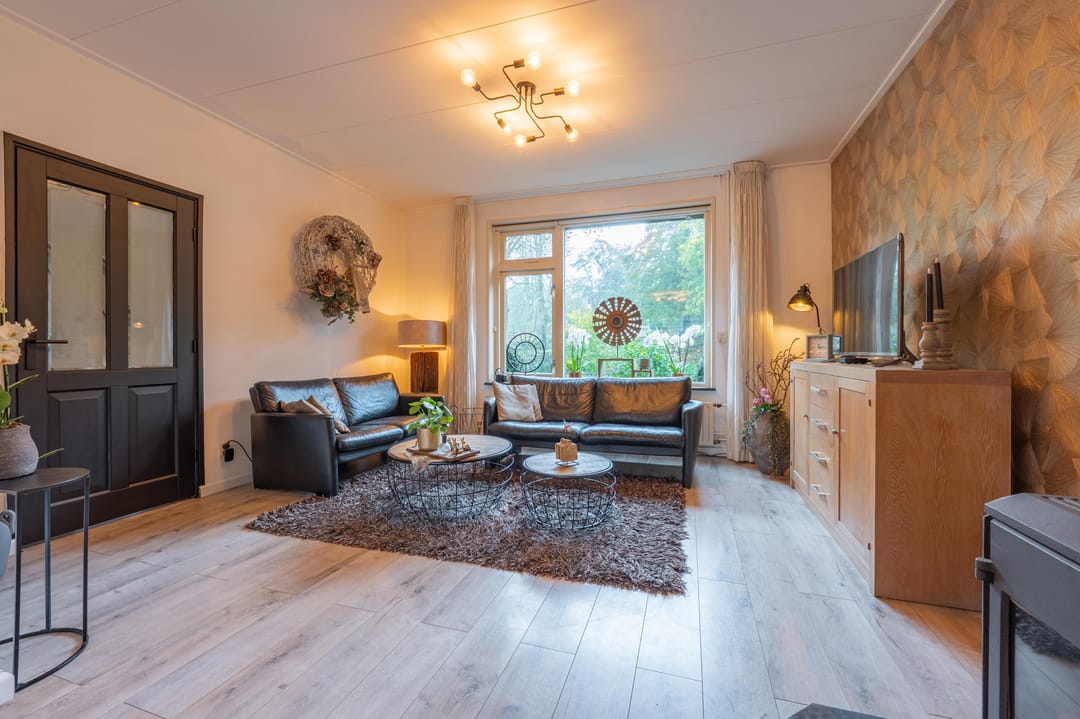 Foto 13 van Julianalaan 4