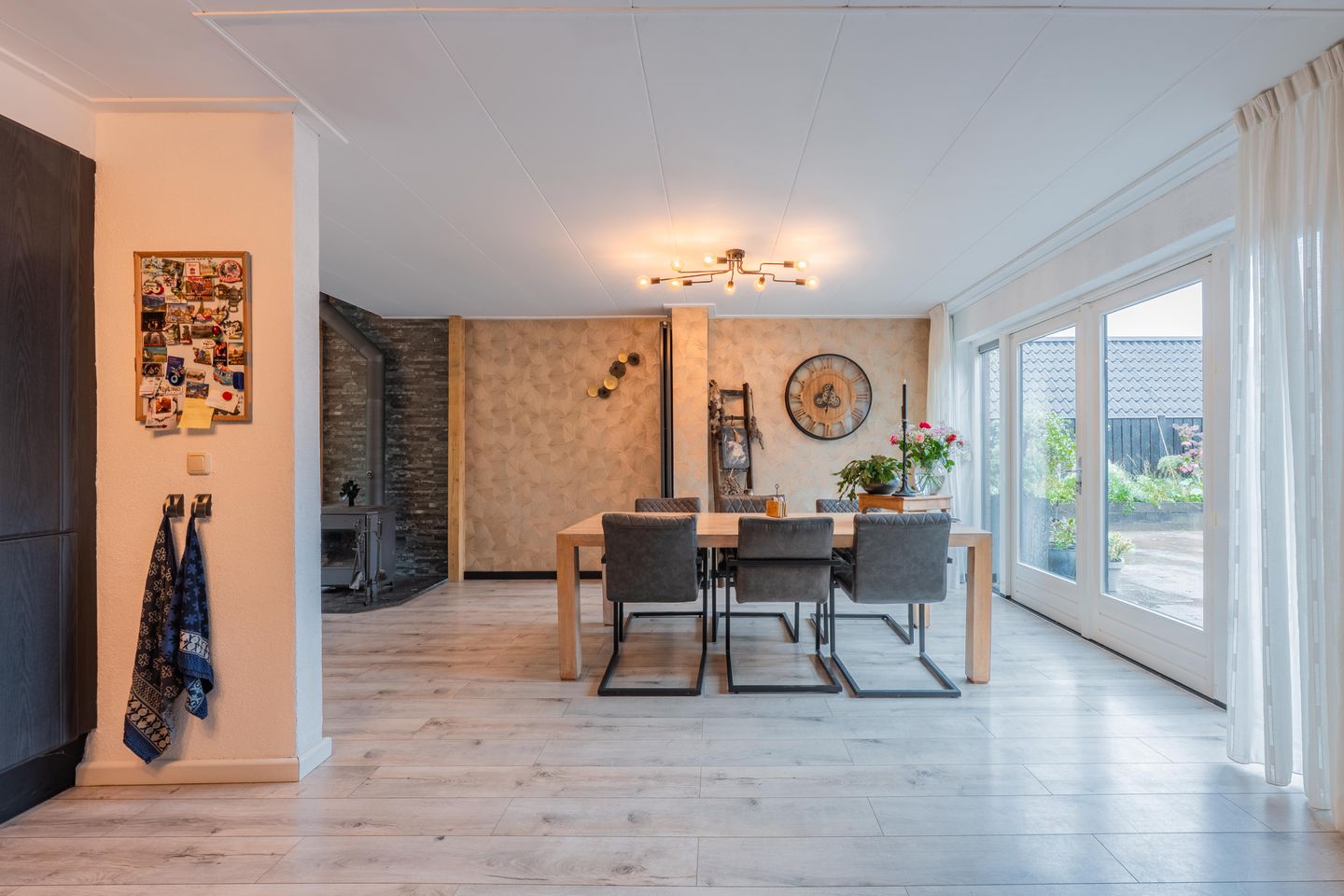 Foto 29 van Julianalaan 4